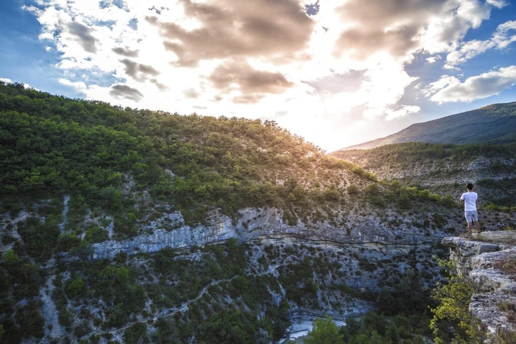 Mountain Trekking Tips for Beginners